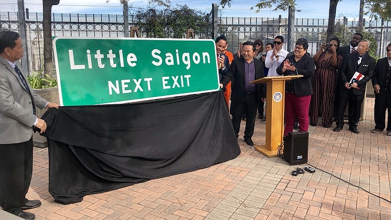 Vietnamese Community In City Heights Gets Little Saigon Sign Off Interstate 15