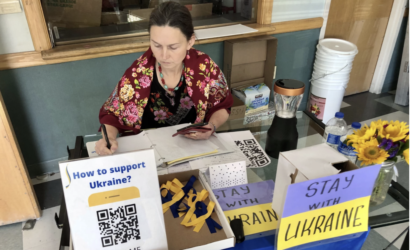 Local Ukrainian organizations collecting medical, military supplies to send overseas